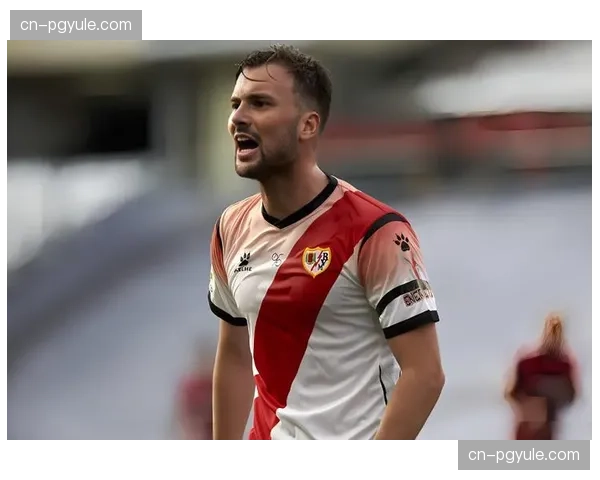 德弗鲁托斯越位进球无效 巴列卡诺前锋仍需注意跑位时机 德弗鲁托斯越位进球无效 巴列卡诺前锋仍需注意跑位时机